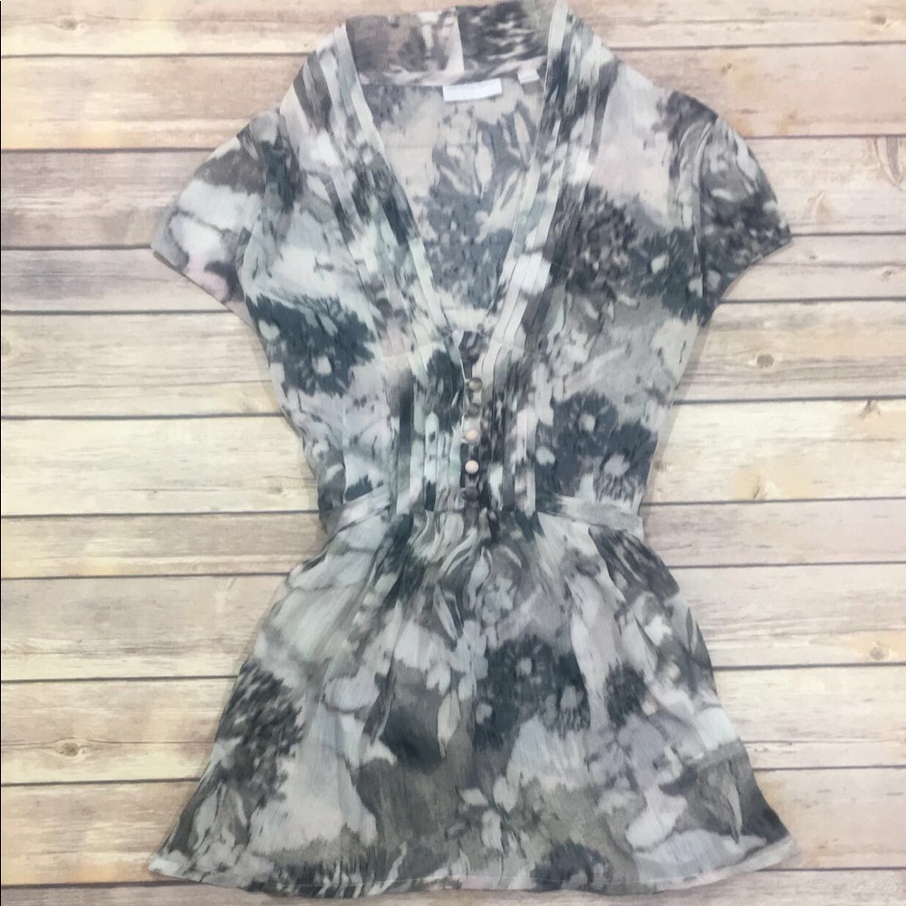 New York and Company Floral Blouse